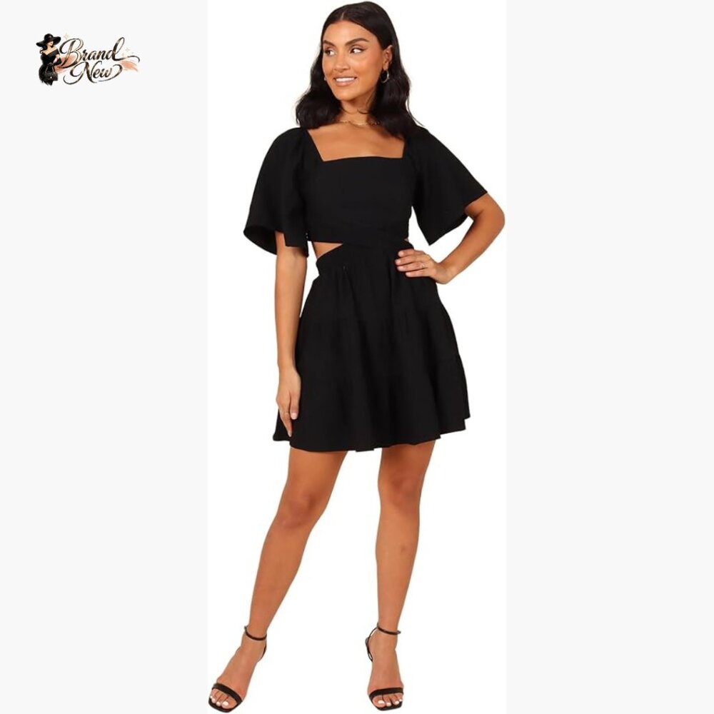 Fit & Flare Mini Dress With Cut Out, Square Neck, Short Sleeves